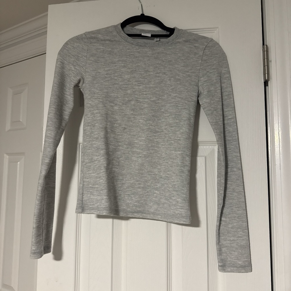 Gray Long Sleeve Top
